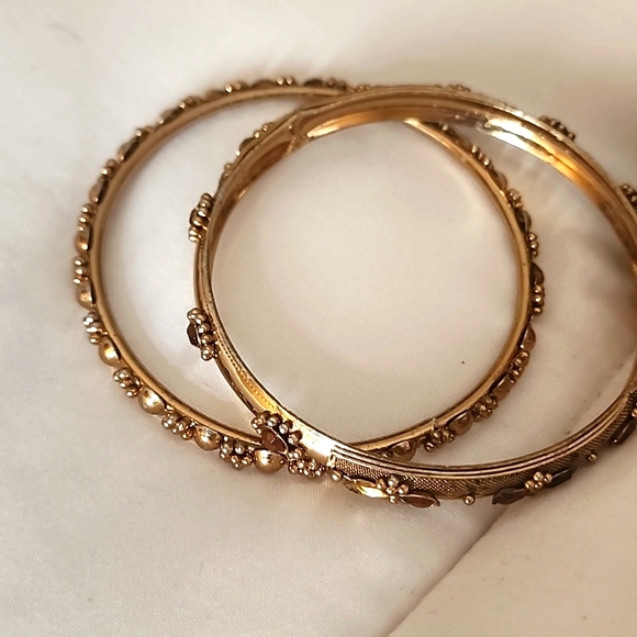 Set of two bangel bracelets - Picture 2 of 3